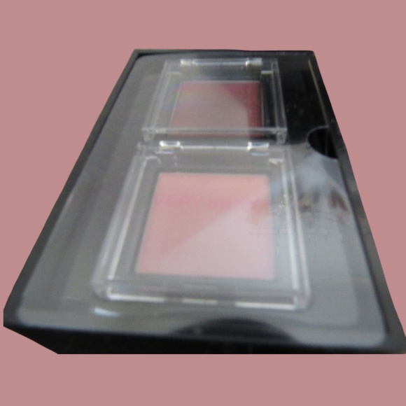 Victoria's Secret VERY SEXY Makeup / Jewelry Case Filled with NEW Makeup - Picture 7 of 10